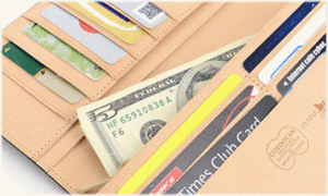 glencheckの長財布のカード収納スペース